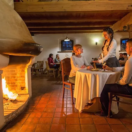 Palac Holiday park 3*